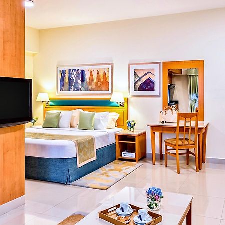 דובאי Golden Sands Hotel Apartments מראה חיצוני תמונה