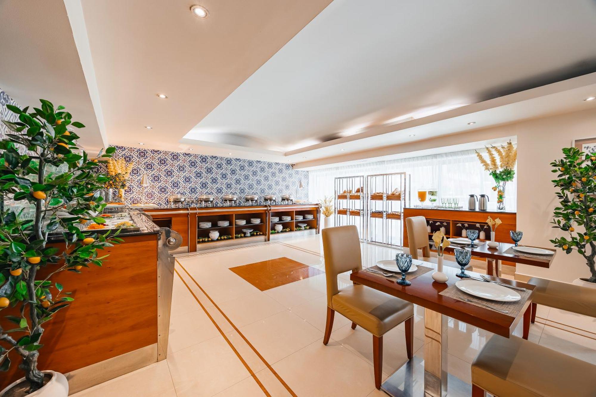 דובאי Golden Sands Hotel Apartments מראה חיצוני תמונה