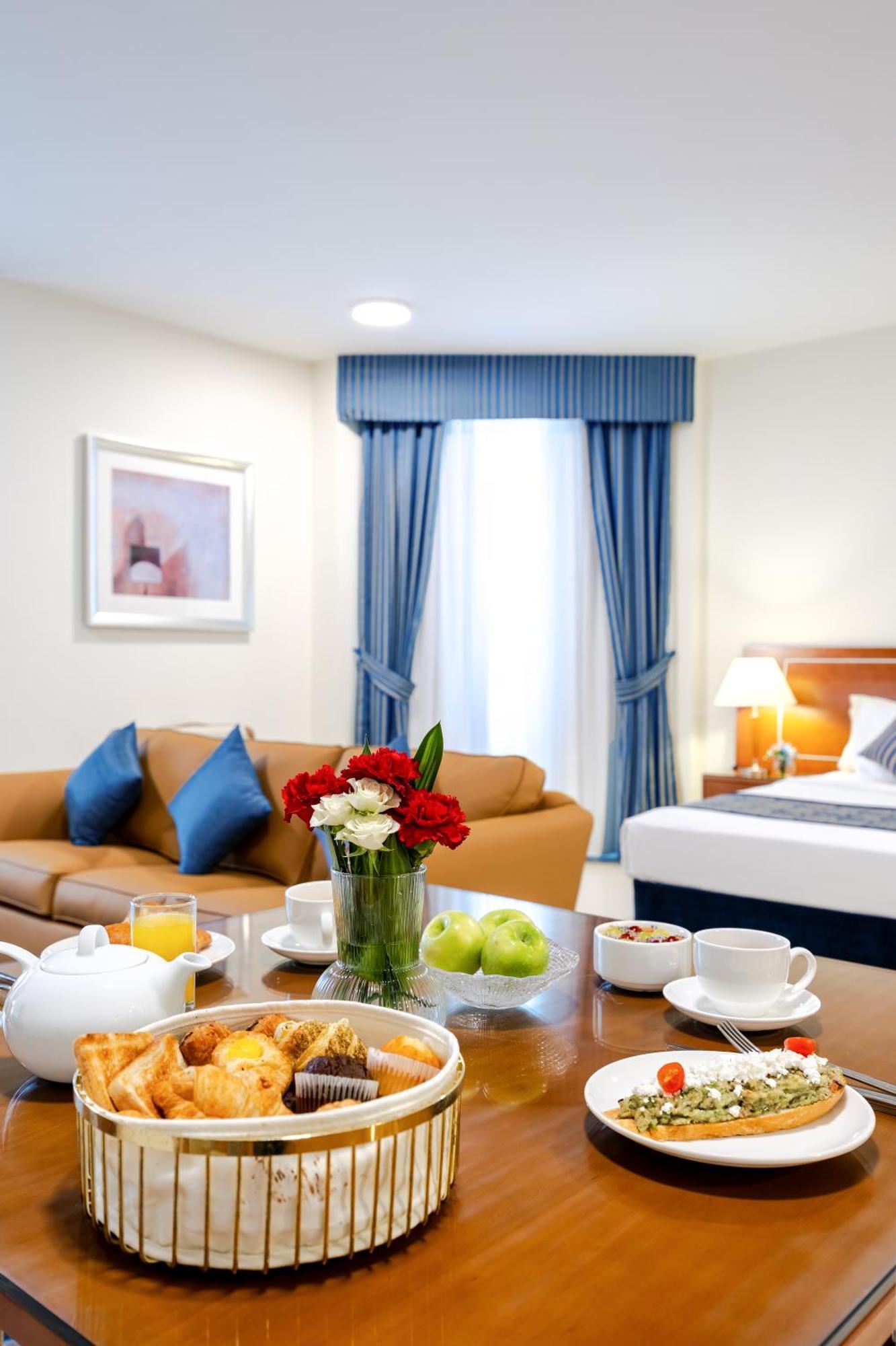דובאי Golden Sands Hotel Apartments מראה חיצוני תמונה