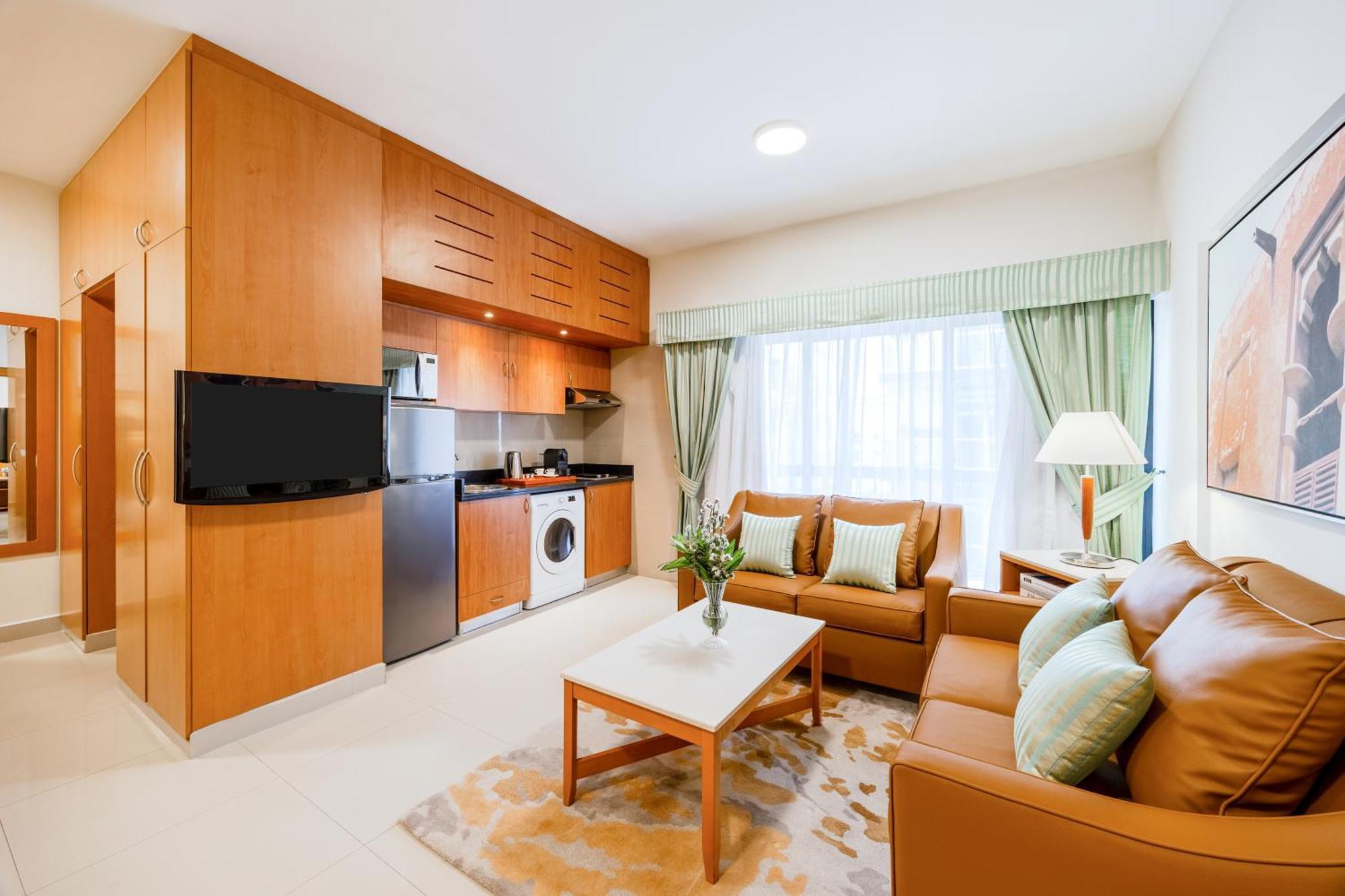 דובאי Golden Sands Hotel Apartments מראה חיצוני תמונה
