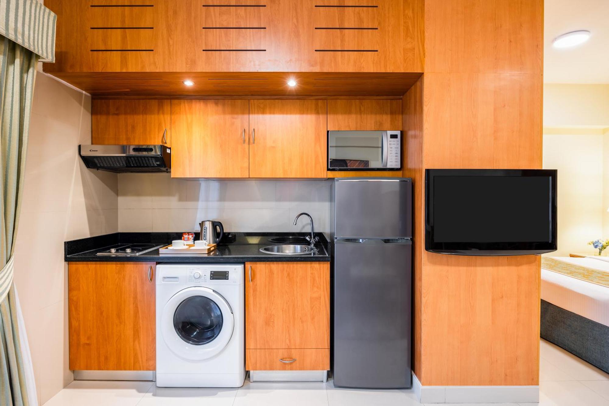 דובאי Golden Sands Hotel Apartments מראה חיצוני תמונה